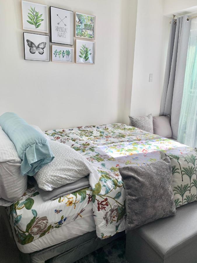 Hola! Condotel @ Inspiria Davao ภายนอก รูปภาพ