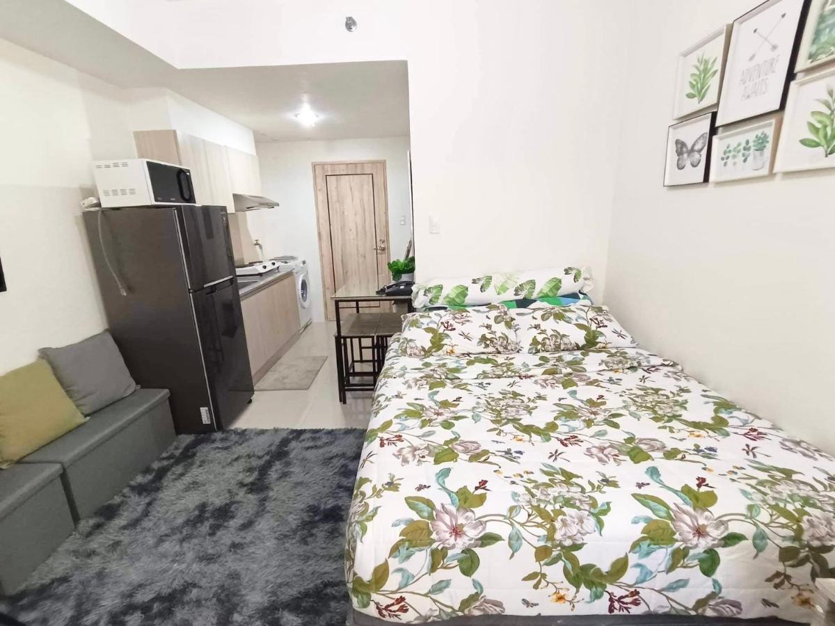 Hola! Condotel @ Inspiria Davao ภายนอก รูปภาพ