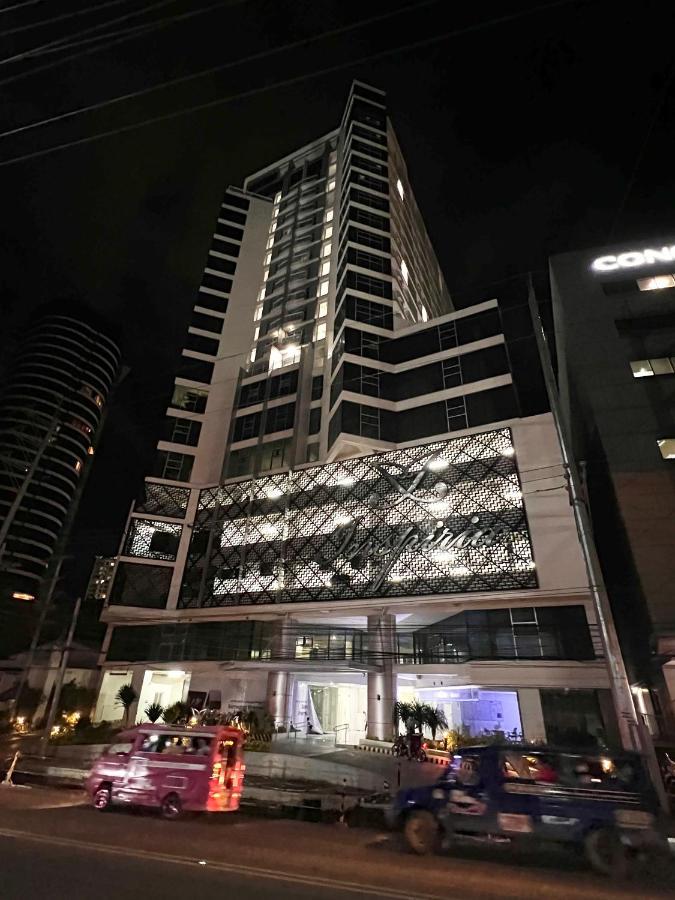 Hola! Condotel @ Inspiria Davao ภายนอก รูปภาพ